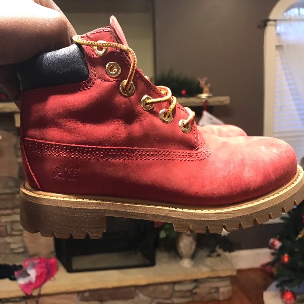 Kids brick red timberlands